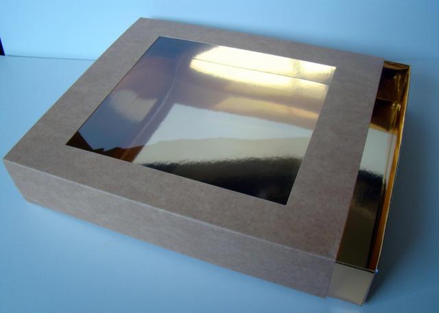 Plateau fromage carton avec fenêtre transparente